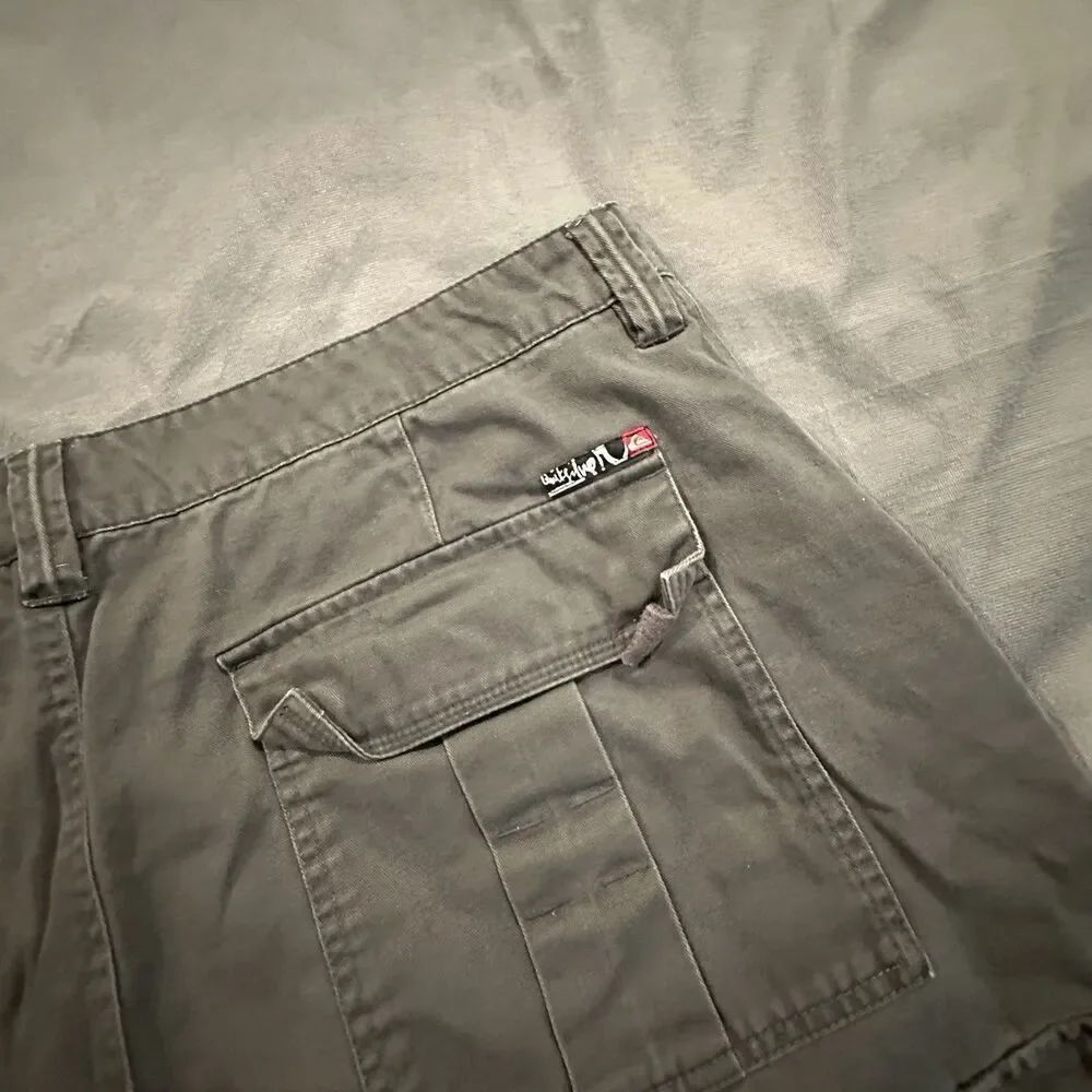 Quiksilver Cargo Shorts Mens 38 Baggy Gray Surf Skate Vintage Y2K Embroidery - Picture 11 of 12